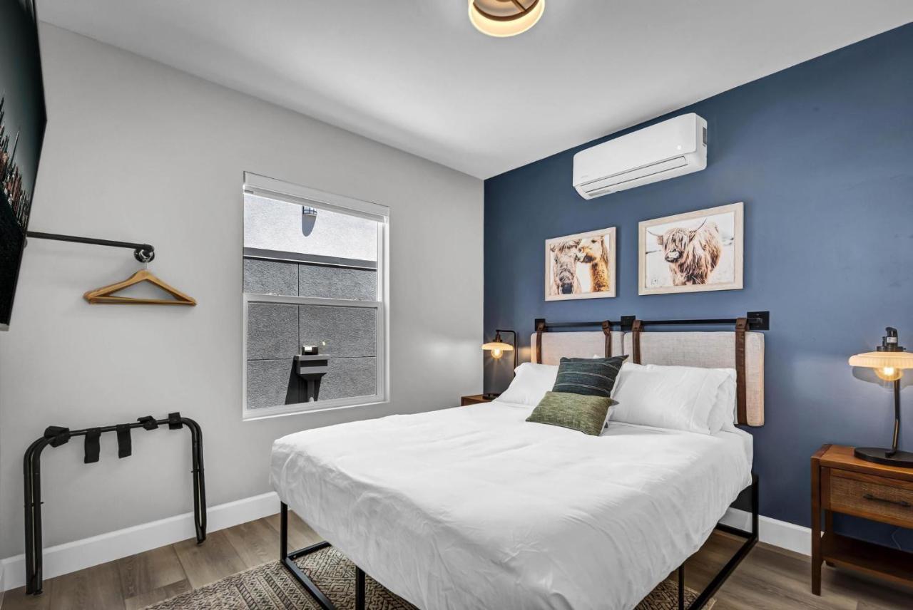 Two Bedroom-Queen In Master. Heart Of Downtown 비스타 외부 사진